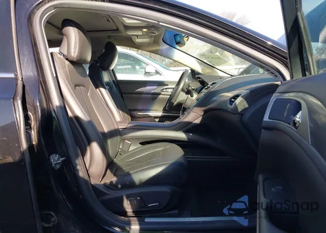 2013 Lincoln Mkz из США, поврежденный, VIN 3LN6L2GK7DR824700